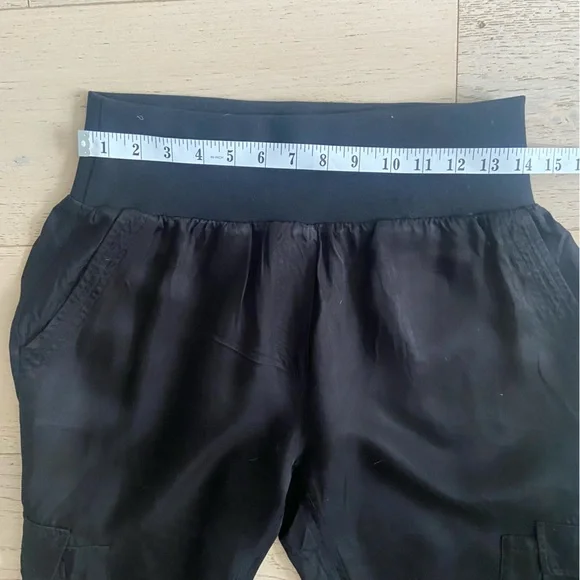 CINQ A SEPT Giles Cargo Pants Medium Black Cupro Elasticized Waist EUC - Picture 7 of 10